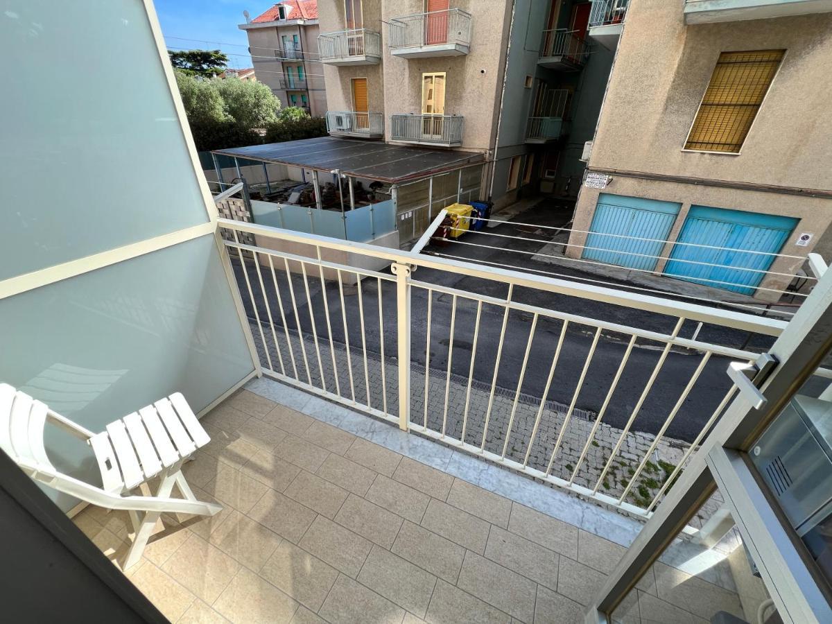 Apartament Bilocale Pf Loano Zewnętrze zdjęcie